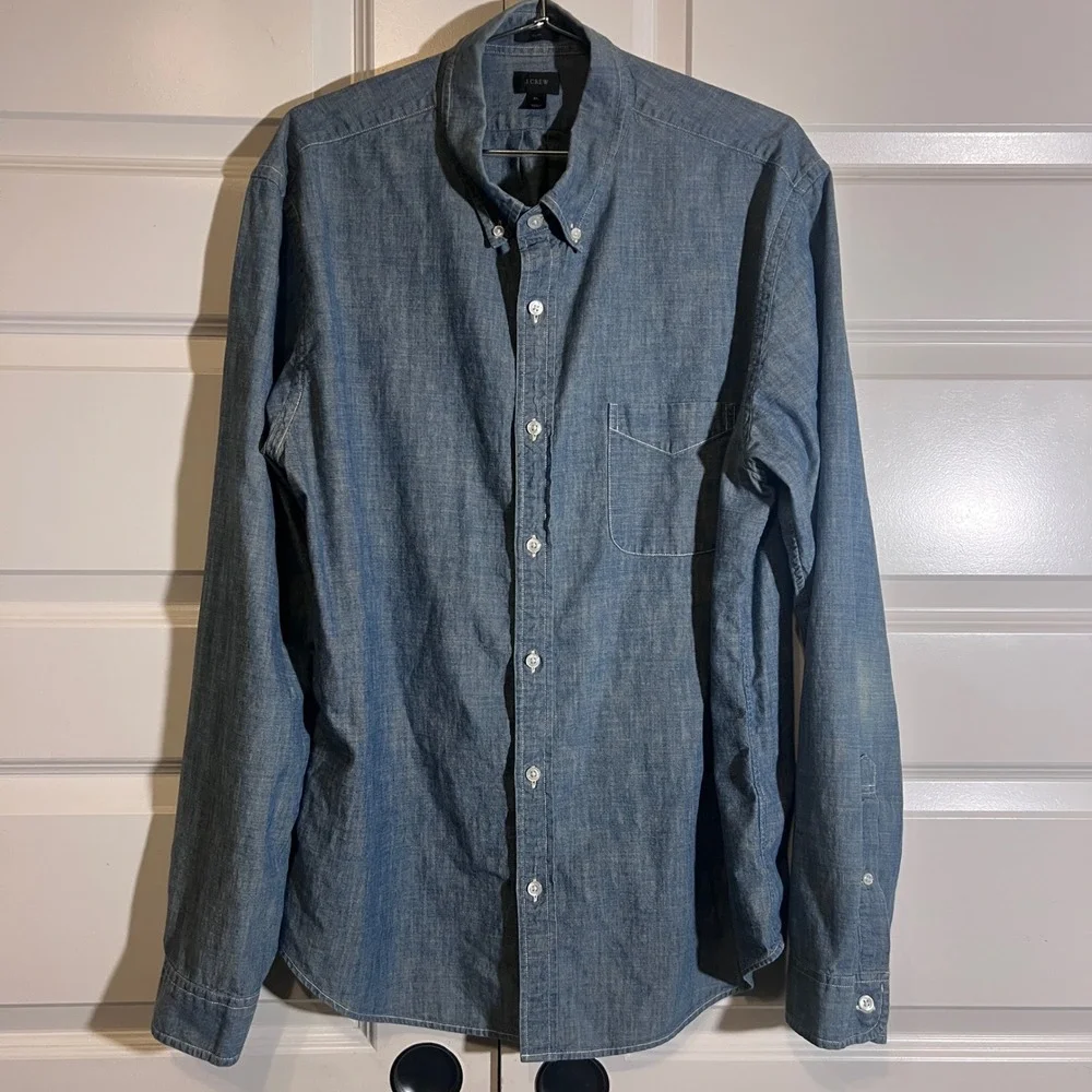J Crew Slim Fit Chambray Button Down Shirt, Mens‎ Size XL